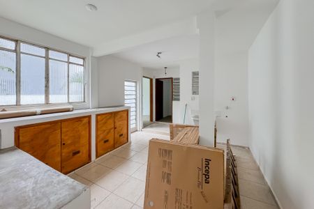 Casa à venda com 194m², 3 quartos e 2 vagas Casa à venda com 194m², 3 quartos e 2 vagasÁrea de Serviço