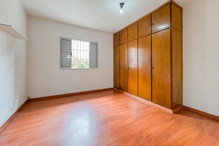 Casa à venda com 194m², 3 quartos e 2 vagas Casa à venda com 194m², 3 quartos e 2 vagasSuíte