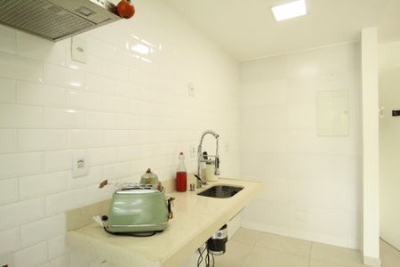 Apartamento à venda com 60m², 2 quartos e 1 vagaCozinha