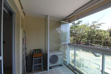 Apartamento à venda com 60m², 2 quartos e 1 vagaVaranda