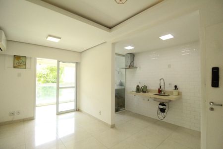 Sala de apartamento à venda com 2 quartos, 60m² em Jacarepaguá, Rio de Janeiro
