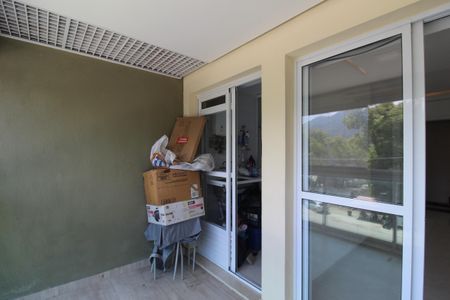 Apartamento à venda com 60m², 2 quartos e 1 vagaVaranda