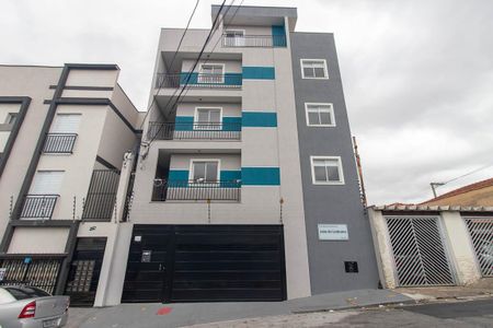 Apartamento para alugar com 33m², 2 quartos e 1 vaga Apartamento para alugar com 33m², 2 quartos e 1 vagaFachada