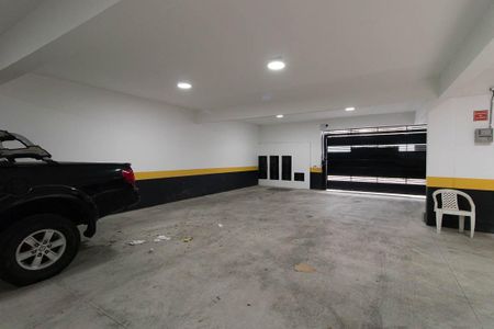 Apartamento para alugar com 33m², 2 quartos e 1 vaga Apartamento para alugar com 33m², 2 quartos e 1 vagaGaragem