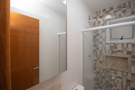 Apartamento para alugar com 33m², 2 quartos e 1 vaga Apartamento para alugar com 33m², 2 quartos e 1 vagaBanheiro