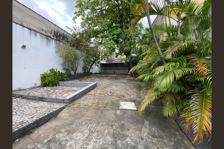 Casa à venda com 284m², 4 quartos e 8 vagasÁrea comum