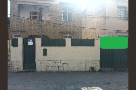 Casa à venda com 200m², 3 quartos e 4 vagasFachada