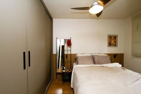 Apartamento à venda com 75m², 3 quartos e 2 vagasSuíte