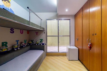 Casa à venda com 180m², 3 quartos e 2 vagas