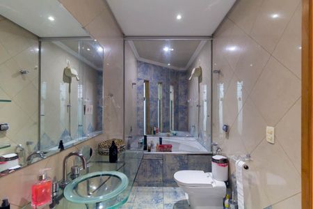 Casa à venda com 180m², 3 quartos e 2 vagas