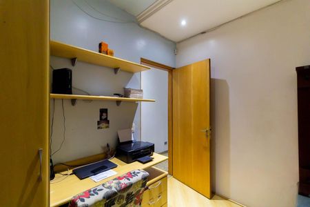 Casa à venda com 180m², 3 quartos e 2 vagas