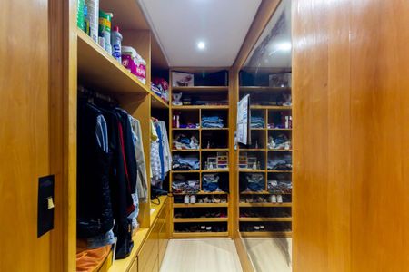 Casa à venda com 180m², 3 quartos e 2 vagas