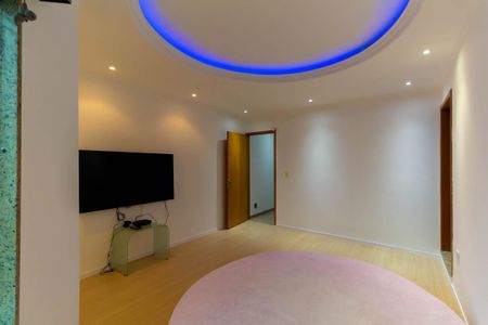 Casa à venda com 180m², 3 quartos e 2 vagas