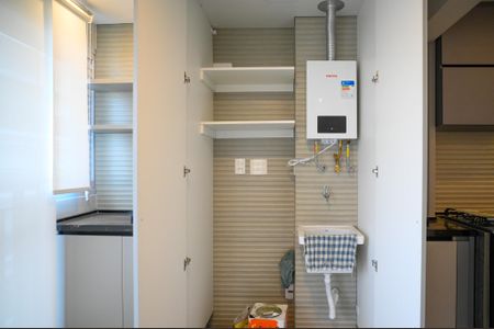 Apartamento à venda com 72m², 3 quartos e 1 vagaÁrea de Serviço