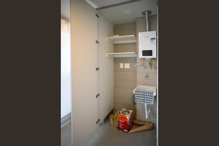 Apartamento à venda com 72m², 3 quartos e 1 vagaÁrea de Serviço