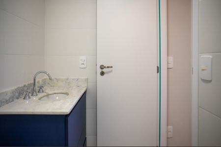 Apartamento à venda com 72m², 3 quartos e 1 vagaBanheiro Social