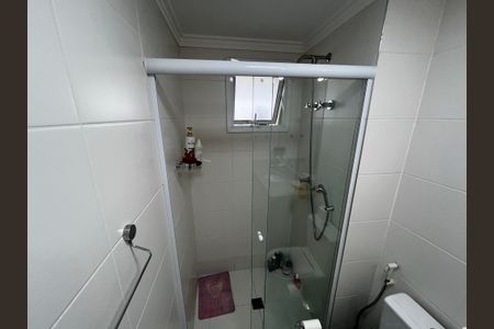Apartamento à venda com 250m², 3 quartos e 4 vagas Apartamento à venda com 250m², 3 quartos e 4 vagasBanheiro da Suíte 2