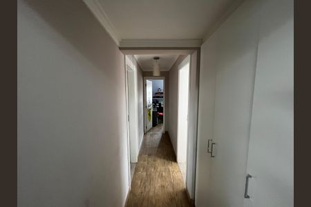 Apartamento à venda com 250m², 3 quartos e 4 vagas Apartamento à venda com 250m², 3 quartos e 4 vagasCorredor