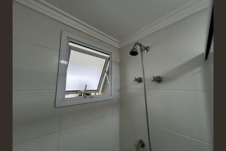 Apartamento à venda com 250m², 3 quartos e 4 vagas Apartamento à venda com 250m², 3 quartos e 4 vagasBanheiro da Suíte 2