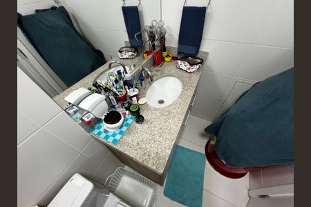 Apartamento à venda com 250m², 3 quartos e 4 vagas Apartamento à venda com 250m², 3 quartos e 4 vagasBanheiro da Suíte 3