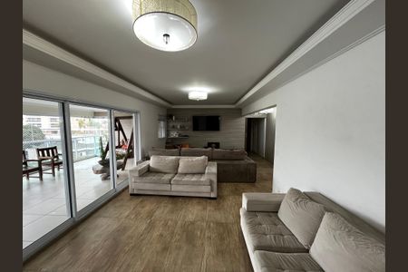 Apartamento à venda com 250m², 3 quartos e 4 vagas Apartamento à venda com 250m², 3 quartos e 4 vagasSala