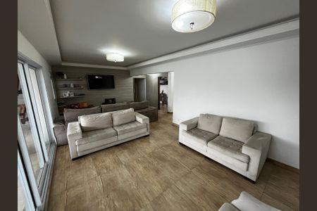 Apartamento à venda com 250m², 3 quartos e 4 vagas Apartamento à venda com 250m², 3 quartos e 4 vagasSala
