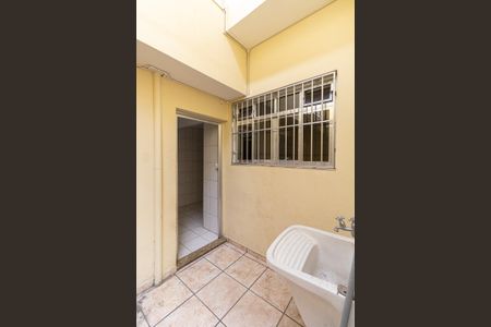 Casa à venda com 175m², 3 quartos e 2 vagas Casa à venda com 175m², 3 quartos e 2 vagasÁrea de Serviço