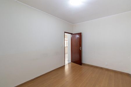 Casa à venda com 175m², 3 quartos e 2 vagas Casa à venda com 175m², 3 quartos e 2 vagasQuarto 1