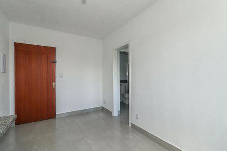 Apartamento para alugar com 41m², 1 quarto e 1 vagaSala
