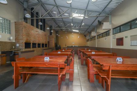 Apartamento para alugar com 41m², 1 quarto e 1 vagaÁrea comum - Churrasqueira