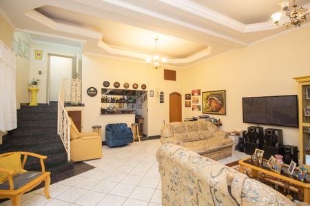 Casa à venda com 400m², 3 quartos e 6 vagas Casa à venda com 400m², 3 quartos e 6 vagasSala 1