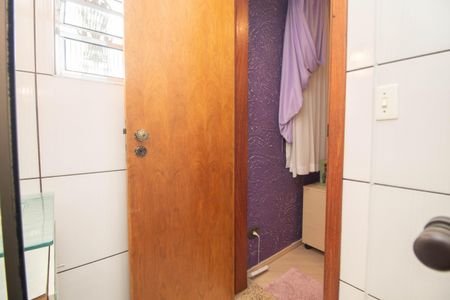 Casa à venda com 400m², 3 quartos e 6 vagas Casa à venda com 400m², 3 quartos e 6 vagasBanheiro da Suíte 1