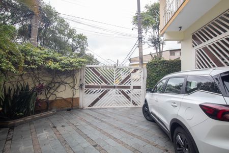 Casa à venda com 400m², 3 quartos e 6 vagas Casa à venda com 400m², 3 quartos e 6 vagasGaragem