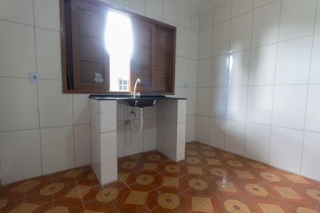 Casa para alugar com 90m², 2 quartos e sem vagaSala e Cozinha