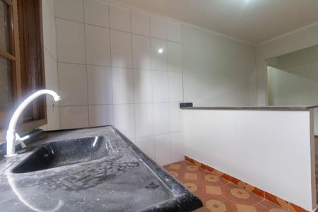 Casa para alugar com 90m², 2 quartos e sem vagaSala e Cozinha