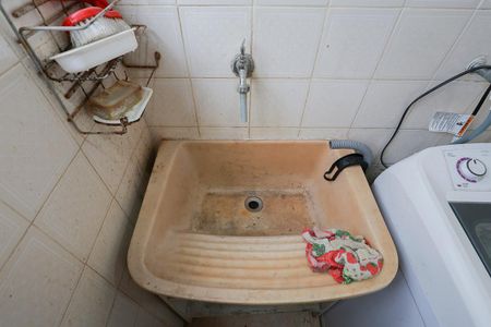 Apartamento para alugar com 57m², 2 quartos e 1 vaga Apartamento para alugar com 57m², 2 quartos e 1 vagaÁrea de serviço