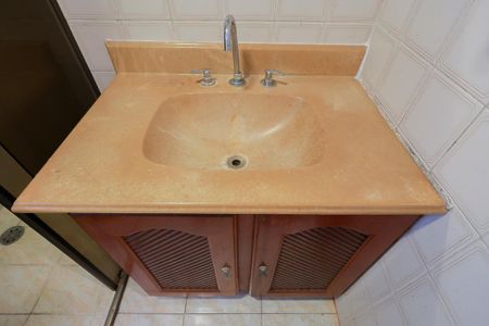 Apartamento para alugar com 57m², 2 quartos e 1 vaga Apartamento para alugar com 57m², 2 quartos e 1 vagaBanheiro