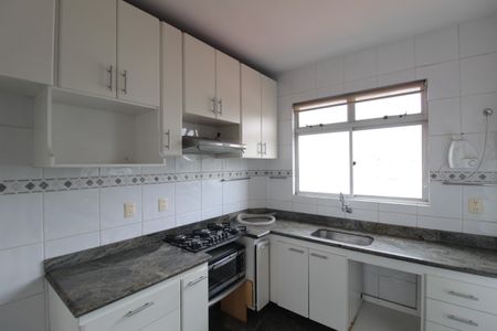 Apartamento à venda com 180m², 3 quartos e 2 vagasCozinha