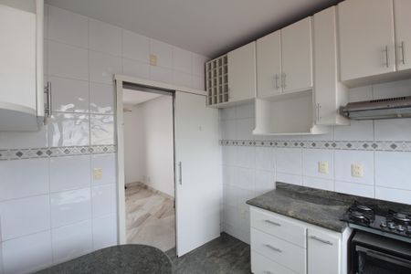 Apartamento à venda com 180m², 3 quartos e 2 vagasCozinha