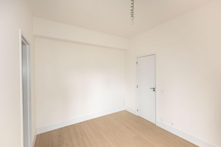 Apartamento à venda com 239m², 4 quartos e 4 vagas Apartamento à venda com 239m², 4 quartos e 4 vagasSuíte 1