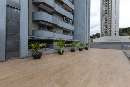 Apartamento à venda com 239m², 4 quartos e 4 vagas Apartamento à venda com 239m², 4 quartos e 4 vagasÁrea comum