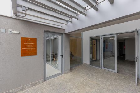 Apartamento à venda com 239m², 4 quartos e 4 vagas Apartamento à venda com 239m², 4 quartos e 4 vagasÁrea comum