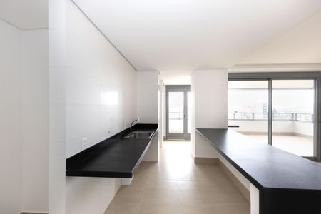 Apartamento à venda com 239m², 4 quartos e 4 vagas Apartamento à venda com 239m², 4 quartos e 4 vagasCozinha