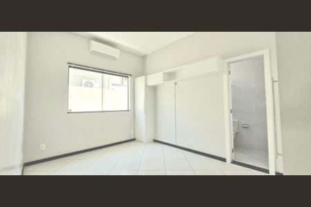 Suíte de casa à venda com 3 quartos, 199m² em Bela Vista, Lagoa Santa