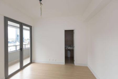Apartamento à venda com 238m², 4 quartos e 4 vagasSuíte 1