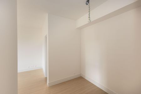 Apartamento à venda com 238m², 4 quartos e 4 vagasCloset da suíte 2