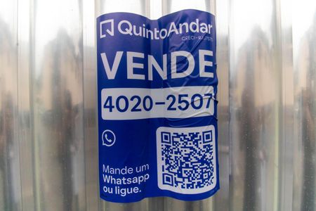 Casa à venda com 225m², 4 quartos e 1 vaga Casa à venda com 225m², 4 quartos e 1 vagaPlaquinha