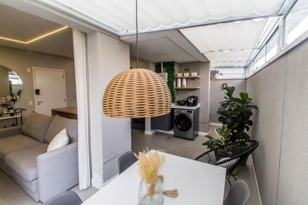 Apartamento à venda com 56m², 1 quarto e 1 vaga Apartamento à venda com 56m², 1 quarto e 1 vagaVaranda