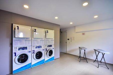 Apartamento à venda com 39m², 2 quartos e 1 vaga Apartamento à venda com 39m², 2 quartos e 1 vagaÁrea comum