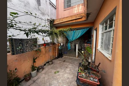 Casa à venda com 190m², 5 quartos e 2 vagas Casa à venda com 190m², 5 quartos e 2 vagasQuintal